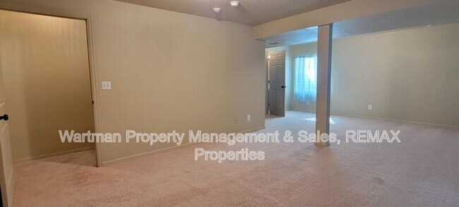 Building Photo - 3241 Viero Dr