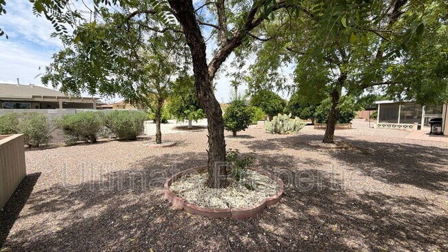 Building Photo - 10814 W Saratoga Cir
