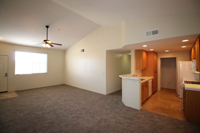 Building Photo - 1338 Nicolette Ave