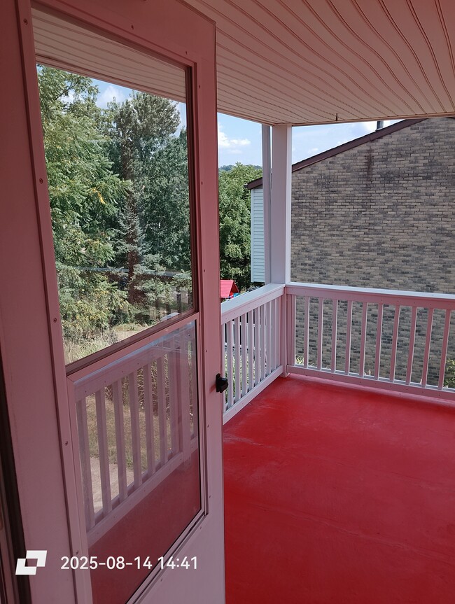 Building Photo - 5115 Daube Dr