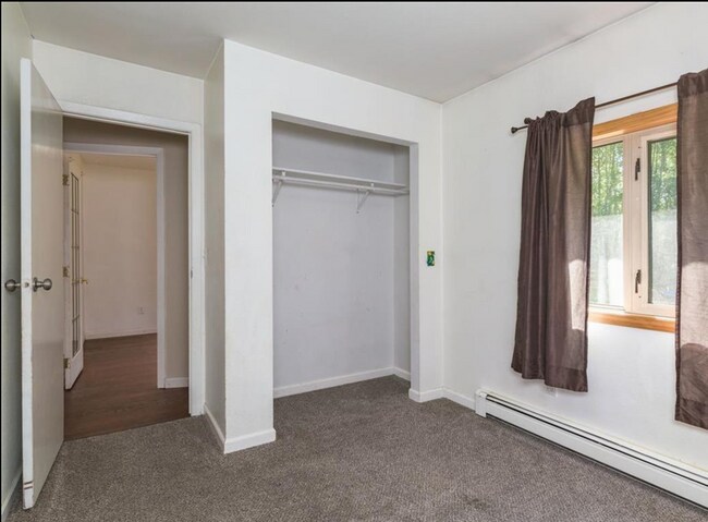 Building Photo - Cozy 3BR Home in Quiet Neighborhood – Gara...