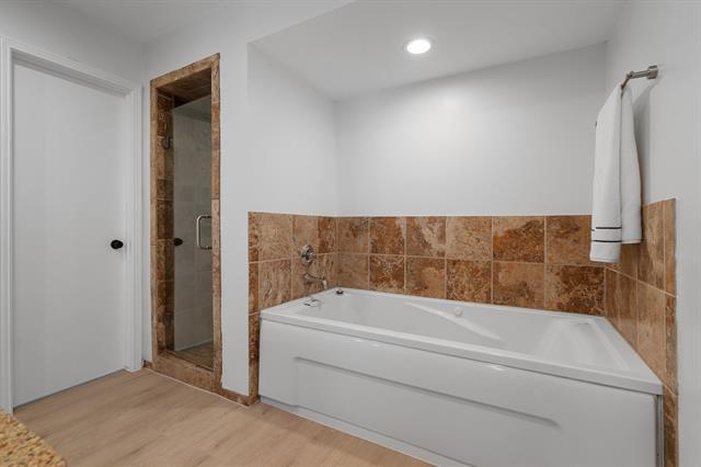 Building Photo - 238 High Brook Dr