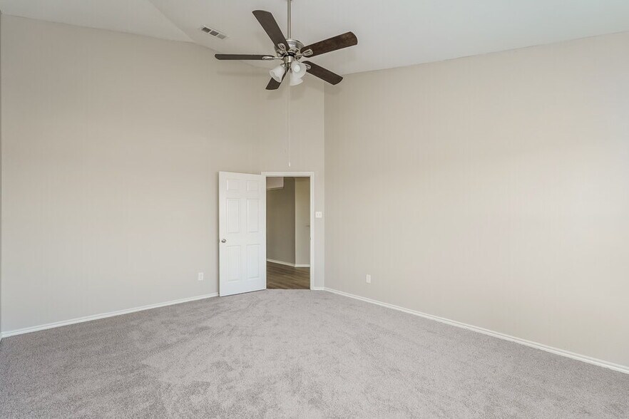 Building Photo - 2668 Pioneer Bluffs Rd