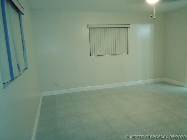 Building Photo - 2630 NW 42nd Terrace