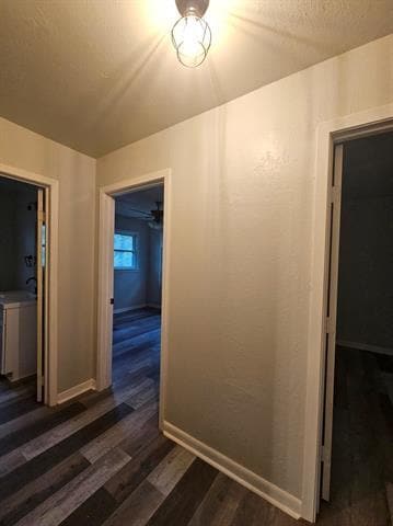 Building Photo - 920 Red Bud Dr