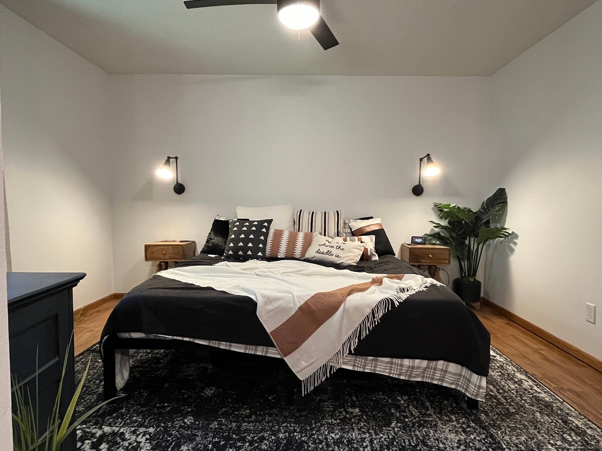 Building Photo - 1909 Holiday Rd