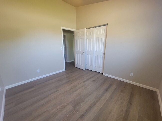 Building Photo - Stylish 3-Bedroom in Prime West Richland L...