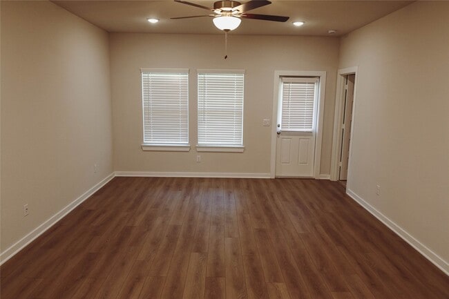 Building Photo - 8526 Blueberry Ash St