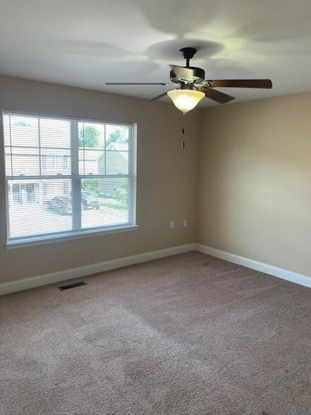 Building Photo - 1615 Manchester Trail NE