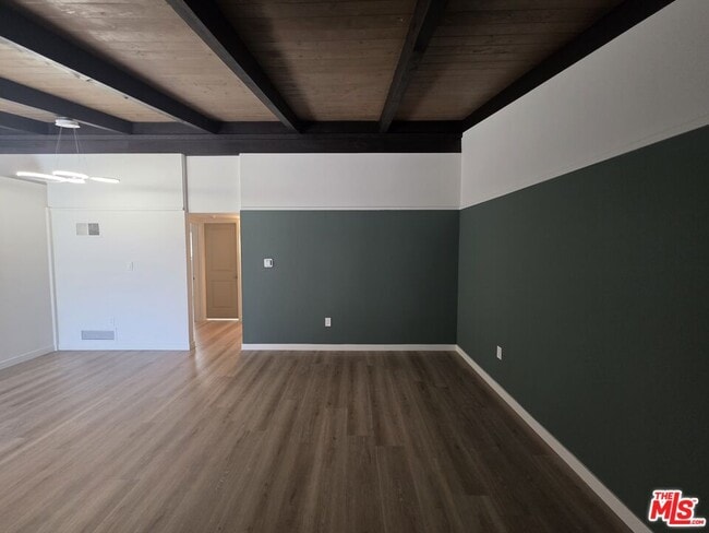 Building Photo - 11021 Missouri Ave