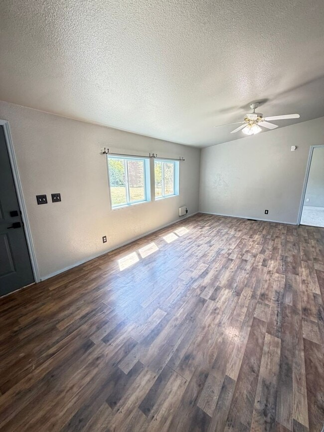 Building Photo - **MOVE IN SPECIAL** 2.5 Acres with Barn across from Lacomb School!