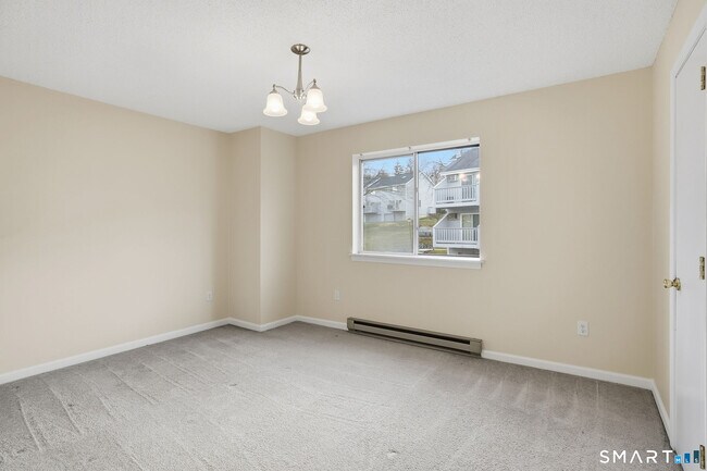 Building Photo - 151 Shelter Rock Rd