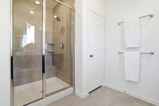 Building Photo - 1409 Northwood Blf Ln