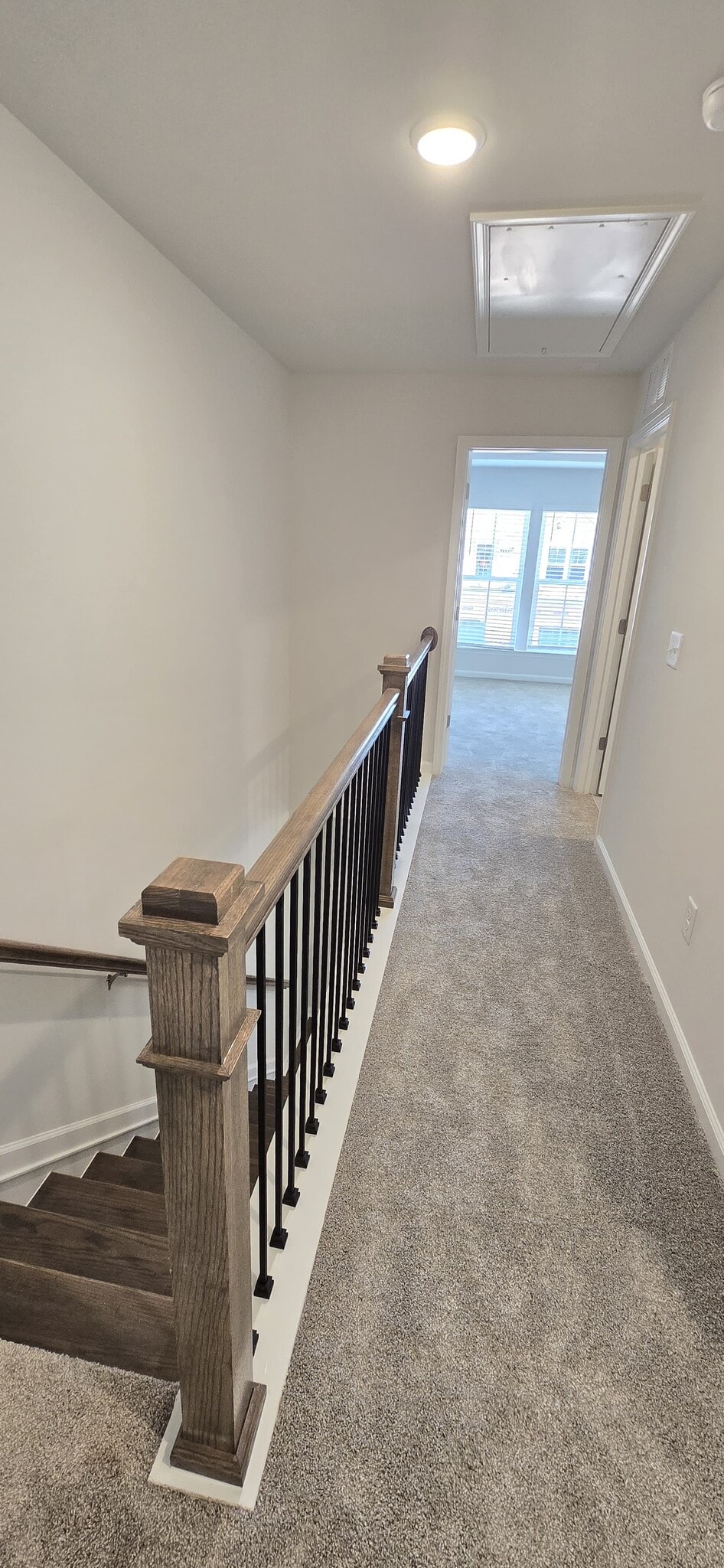 Building Photo - 220 Broomside Ave