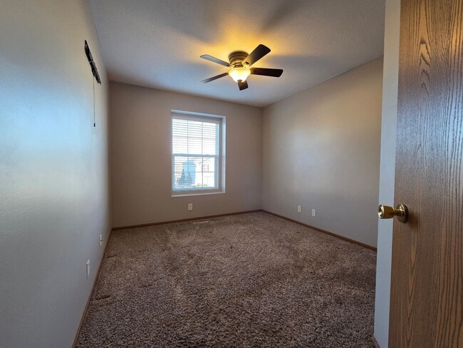 Building Photo - 7913 Bauman Ave