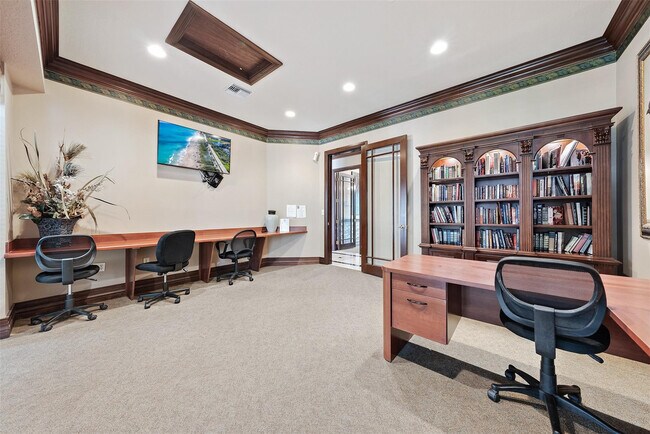 Building Photo - 3019 Alcazar Pl