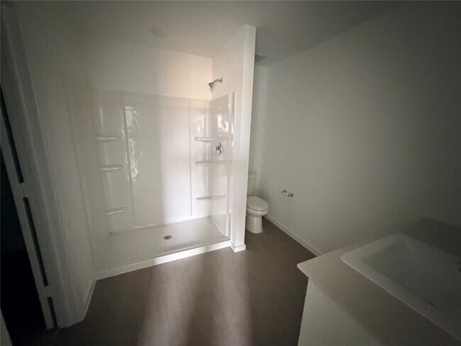 Building Photo - 29655 Knollwood Bay Rd