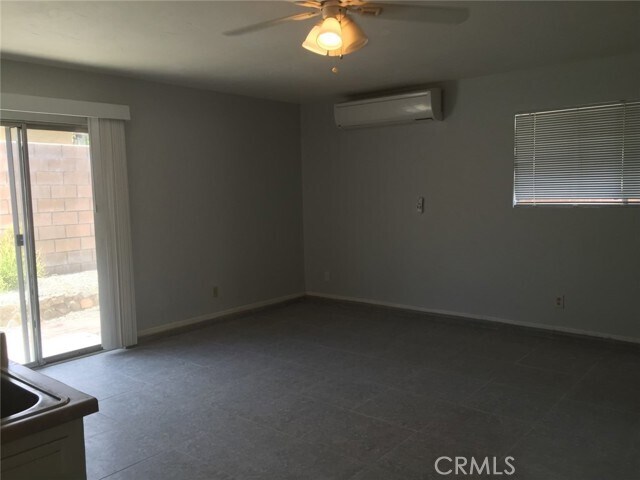 Building Photo - 39161 Bel Air Dr