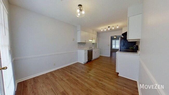 Building Photo - 814 Guilford College Rd