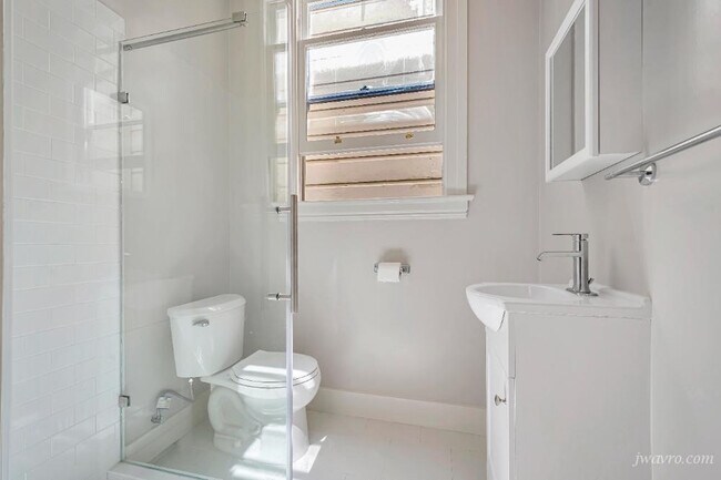 Building Photo - 1250 Taylor St