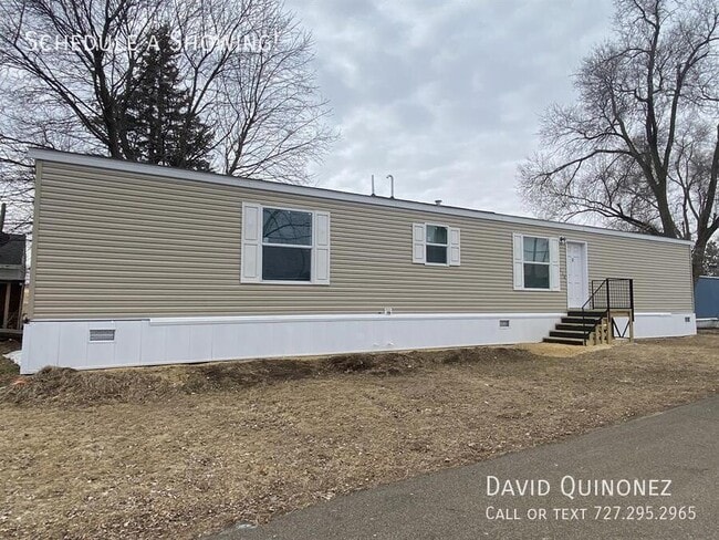 Building Photo - 219 Monterey Dr
