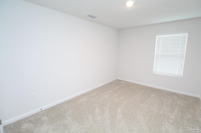 Building Photo - 7818 Lakeside Oaks Dr