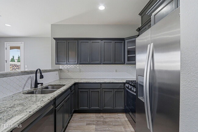 Building Photo - 2120 Honour Point Pl
