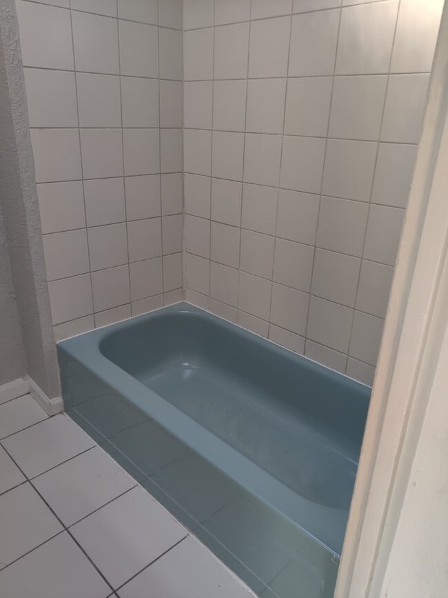 Building Photo - 6546 Theodore St