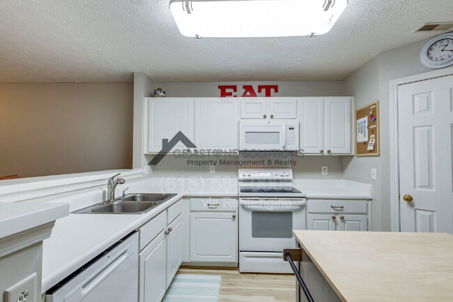 Building Photo - 668 Flintlock Ct