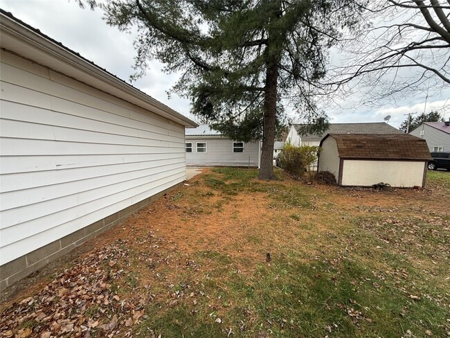 Building Photo - 1139 W 36th St