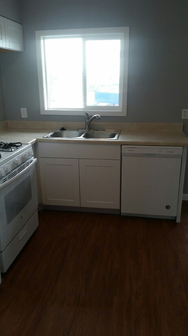 Building Photo - Belli Apartments