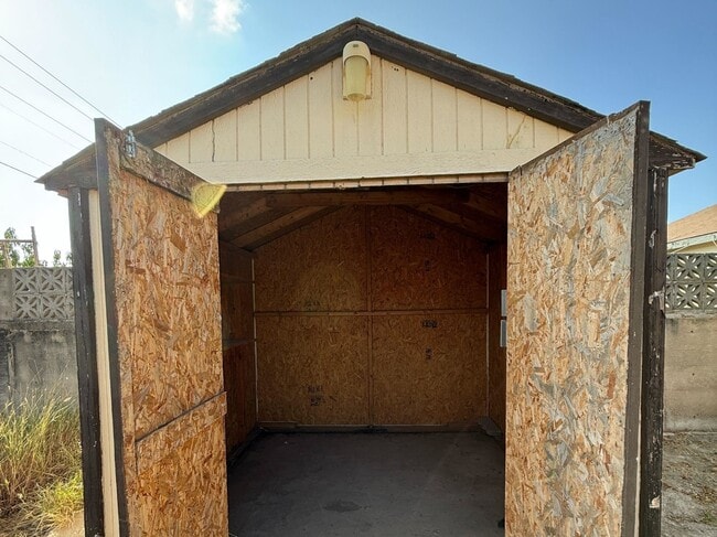 Building Photo - 3105 Medio Ct