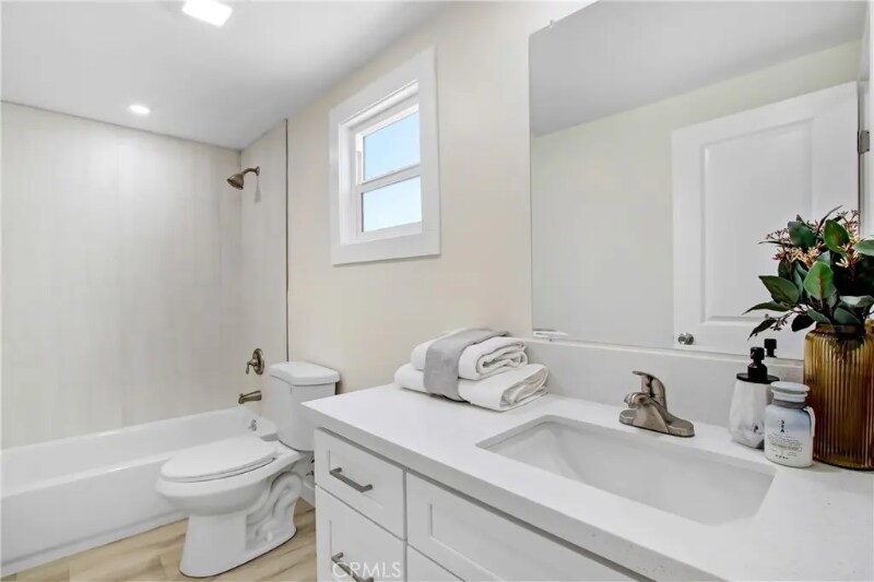 Building Photo - 667 N Pennsylvania Ave