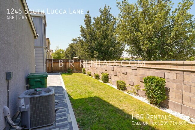 Building Photo - 1245 S Lucca Ln