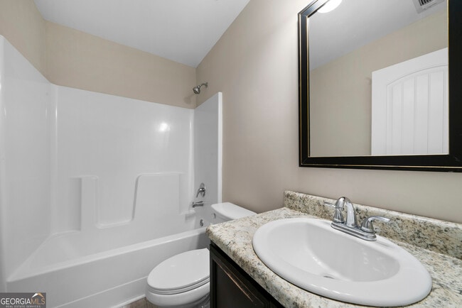 Building Photo - 147 Jackson Farms Dr