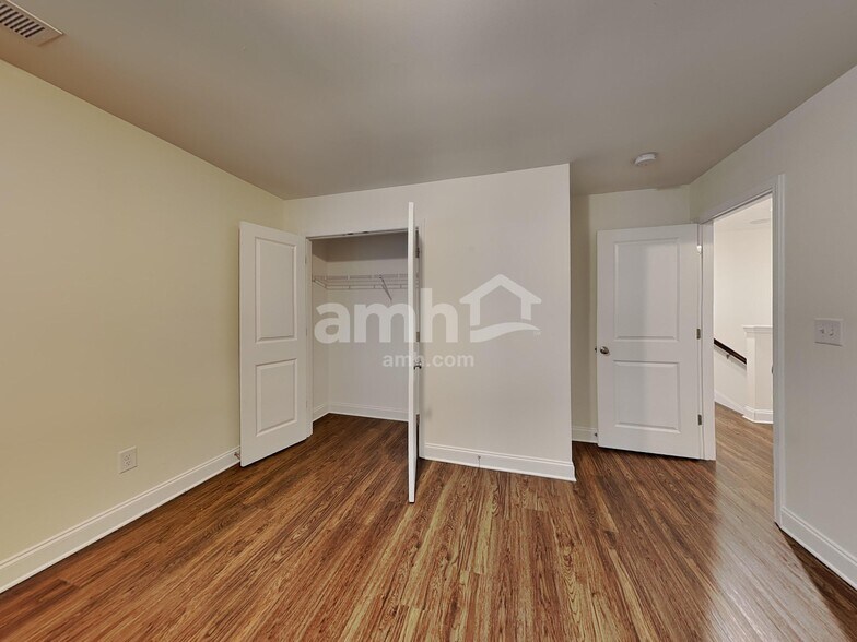 Building Photo - 101 Kirk Dr