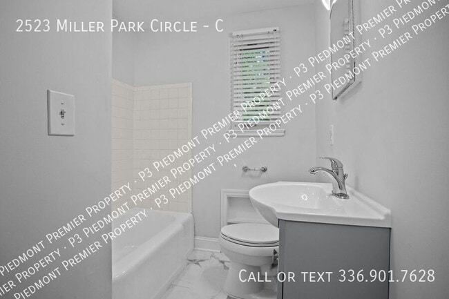 Building Photo - 2523 Miller Park Cir