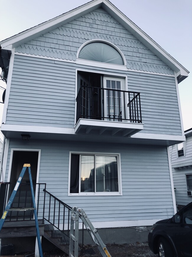 Building Photo - 20 Merwin Ave