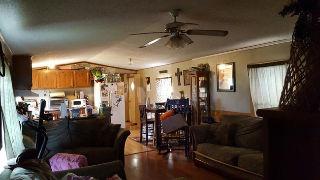 Building Photo - 5814 Glenpine Dr