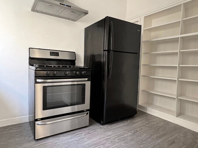 Interior Photo - LB0444 RUBS