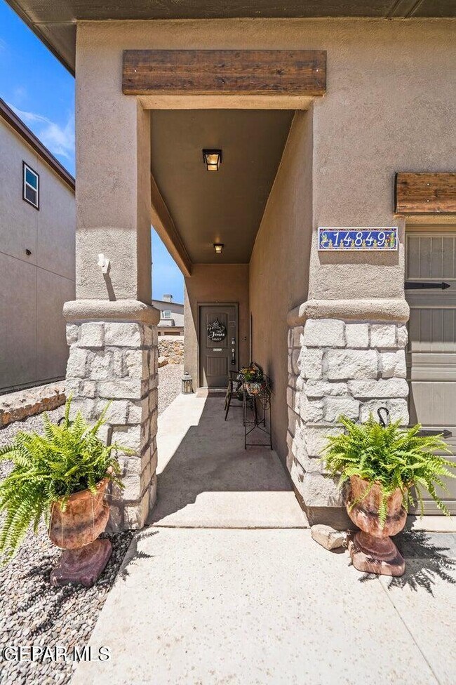Building Photo - 14849 Sam Garcia Ave