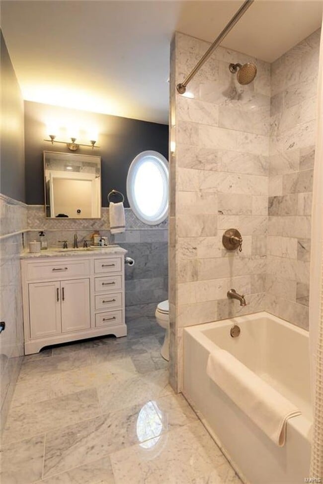 Building Photo - 1306 S Geyer Rd