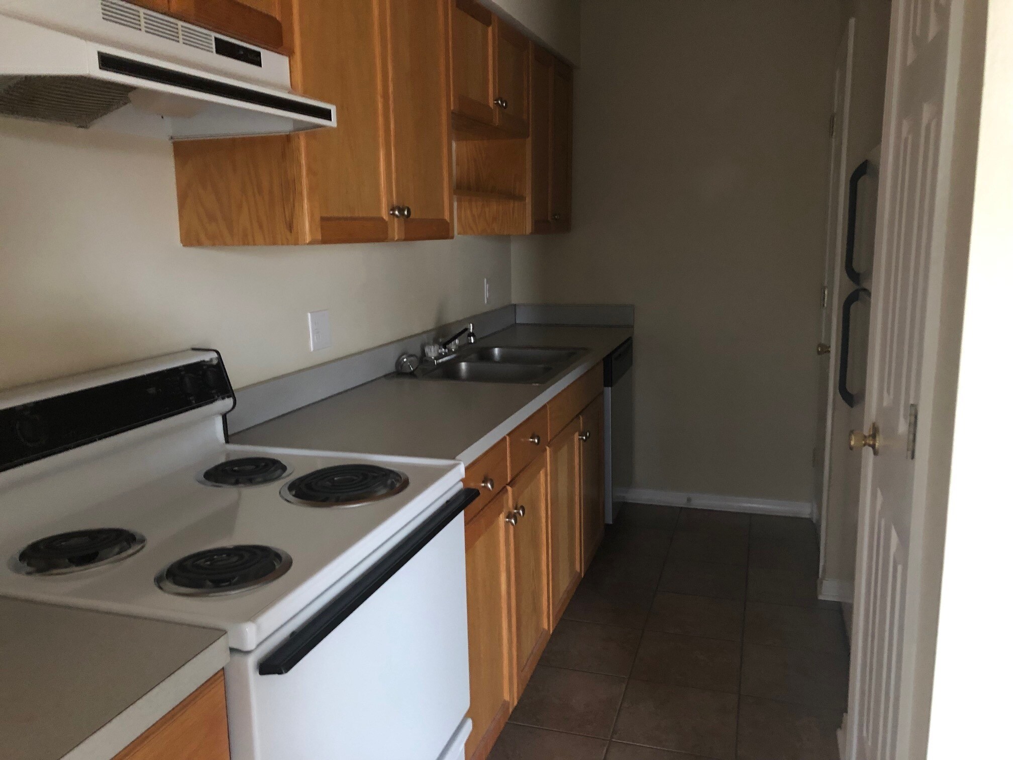 Building Photo - 107 Muscarello Rd