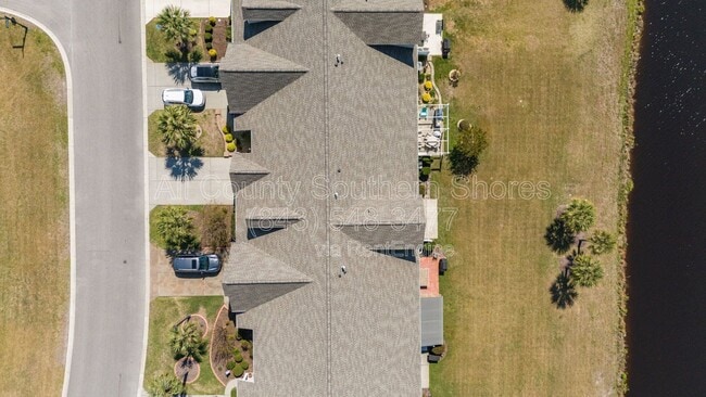 Building Photo - 264 Viareggio Road