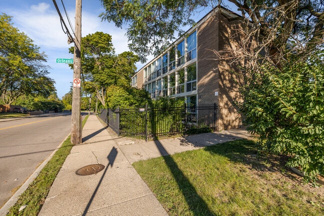 Building Photo - 1991 Orleans St