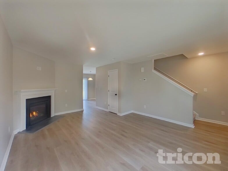 Building Photo - 271 Millen Dr