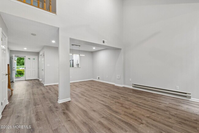 Building Photo - 262 Daffodil Dr