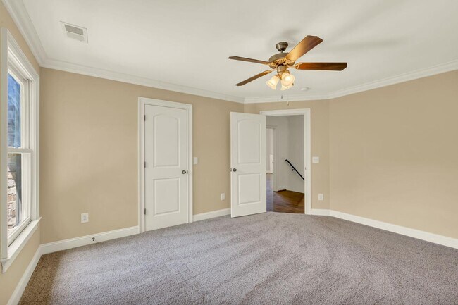 Building Photo - 3924 Butler Springs Way