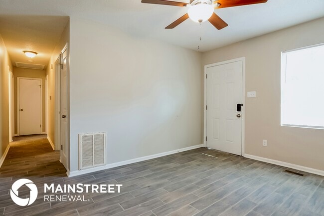 Building Photo - 1829 5th Way NW
