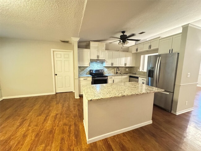 Building Photo - 11853 47th Rd N